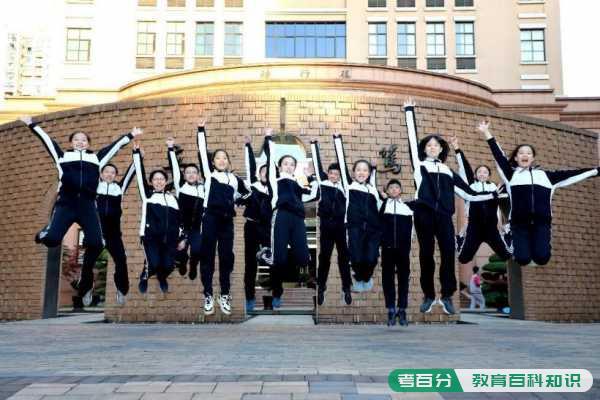 上海市大同中学迎来了110岁生日(图1)